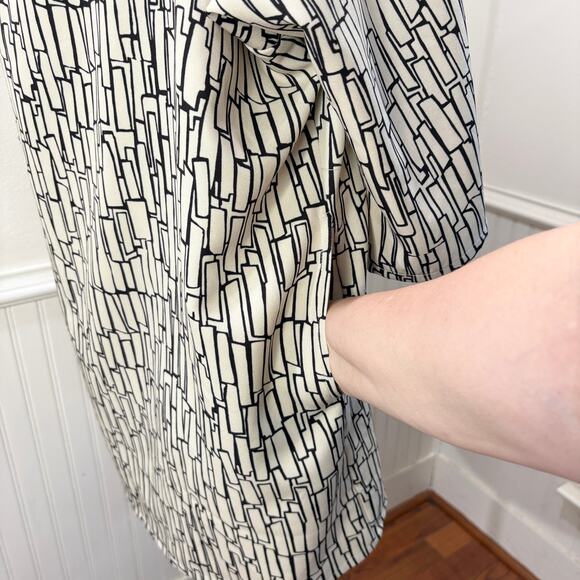 Bryn Walker Size M Top Keeley Cream and Black Geometric Print Tunic Lagenlook - Picture 9 of 13